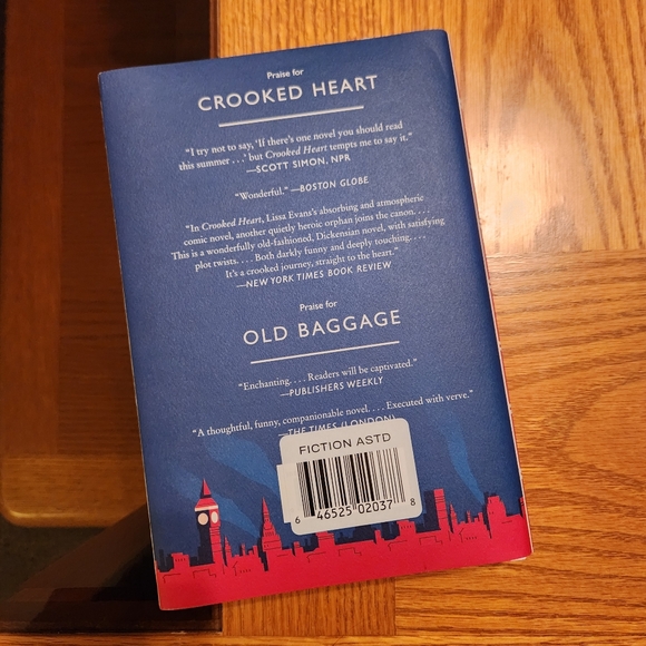 V For Victory by Lissa Evans - Picture 3 of 5